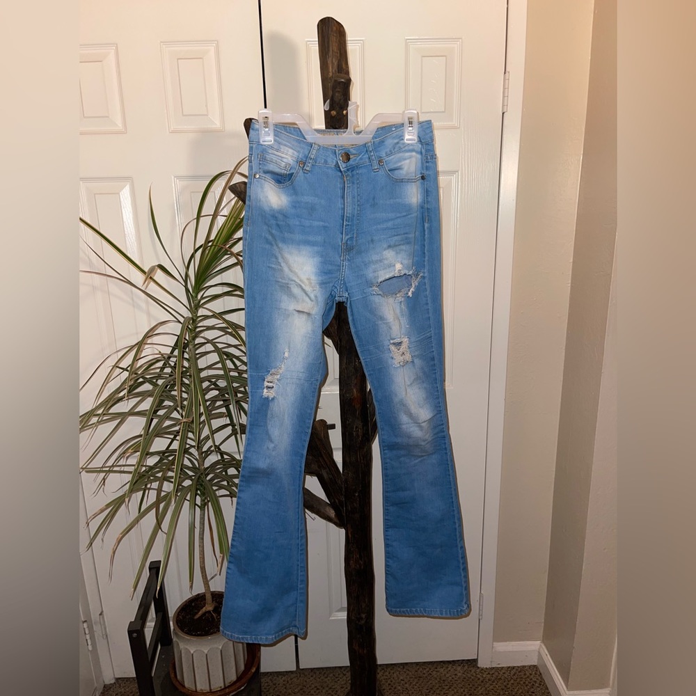 Stretchy blue jeans